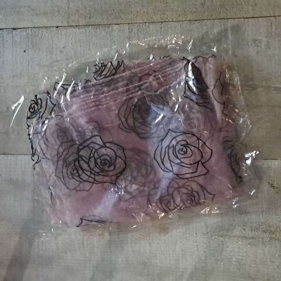 Organza Purple Scarf with Black Roses - Picture 2 of 4